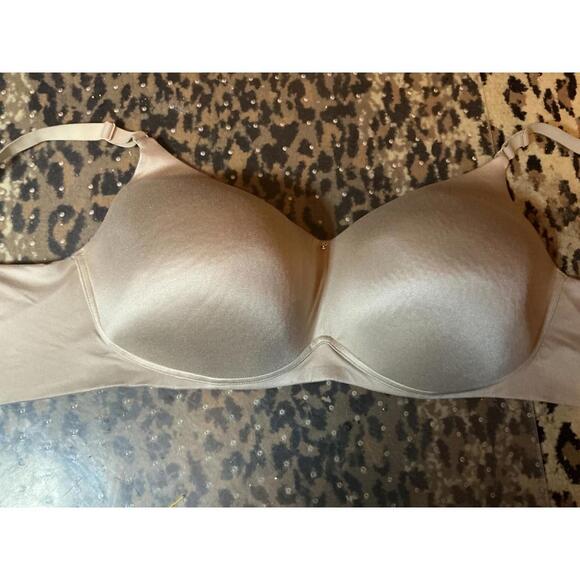 Other - 46G Bertha Bra no wire